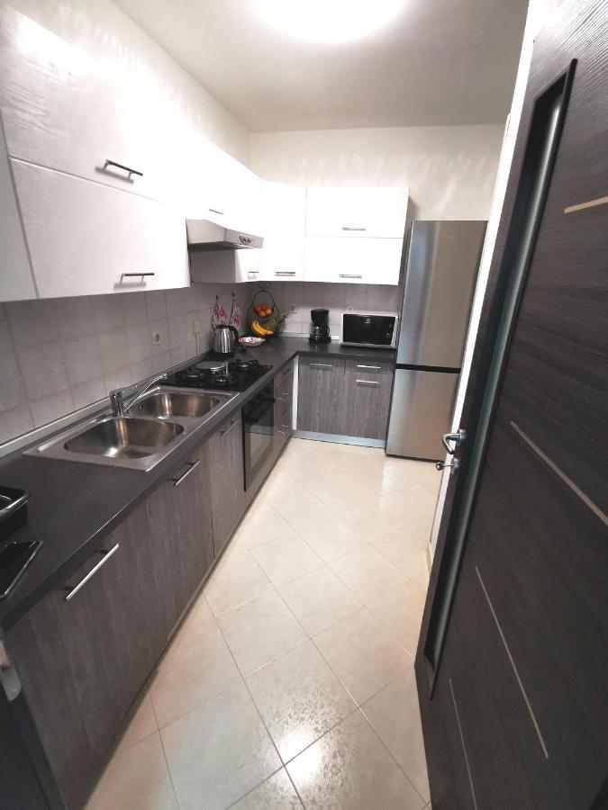 פורץ Apartment Tanja מראה חיצוני תמונה