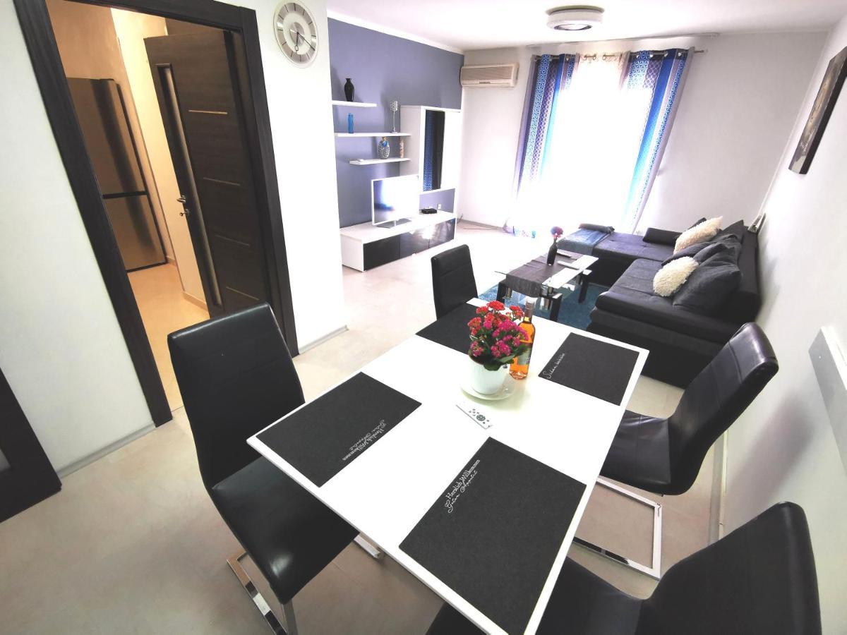 פורץ Apartment Tanja מראה חיצוני תמונה