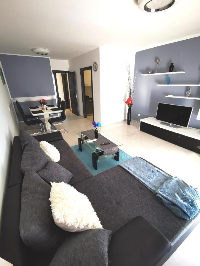 פורץ Apartment Tanja מראה חיצוני תמונה