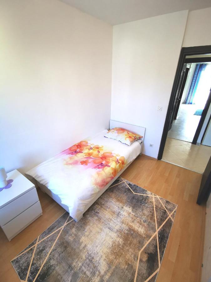 פורץ Apartment Tanja מראה חיצוני תמונה